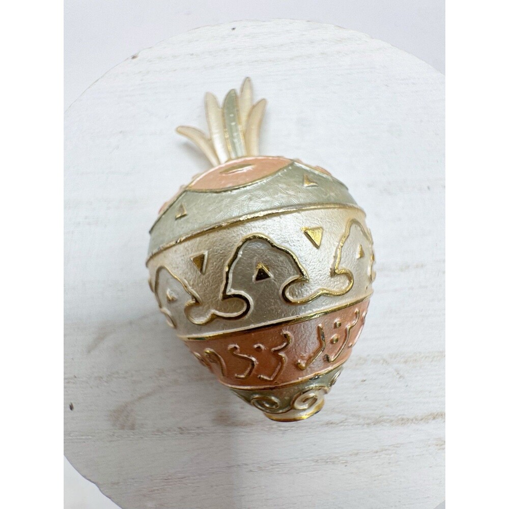 Vintage Vase Grecian Urn Brooch Pin Retro 80s Weird Unique floral Pottery